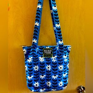 Big bud press daisy chain OTS zip tote